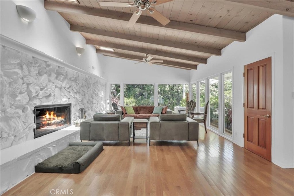 Photo of 9466 Hidden Valley Place, Beverly Hills, CA 90210 (MLS # SB26221102)