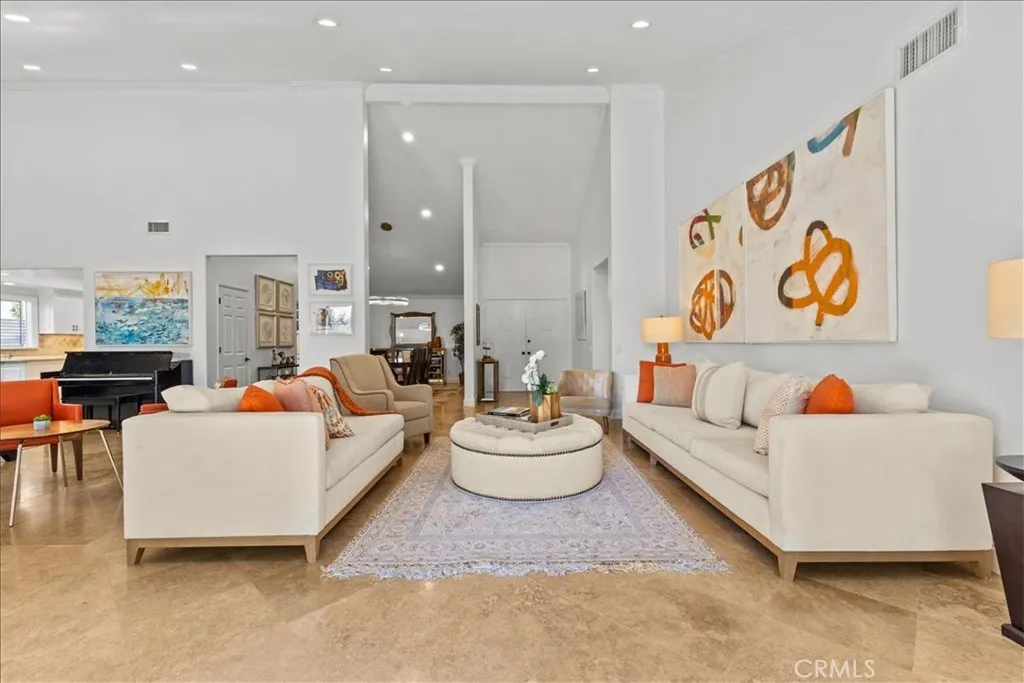 Irvine, California 92603, United States, 3 Bedrooms Bedrooms, ,3 BathroomsBathrooms,Residential,Active,250815