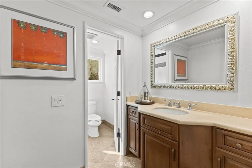 Irvine, California 92603, United States, 3 Bedrooms Bedrooms, ,3 BathroomsBathrooms,Residential,Active,250815