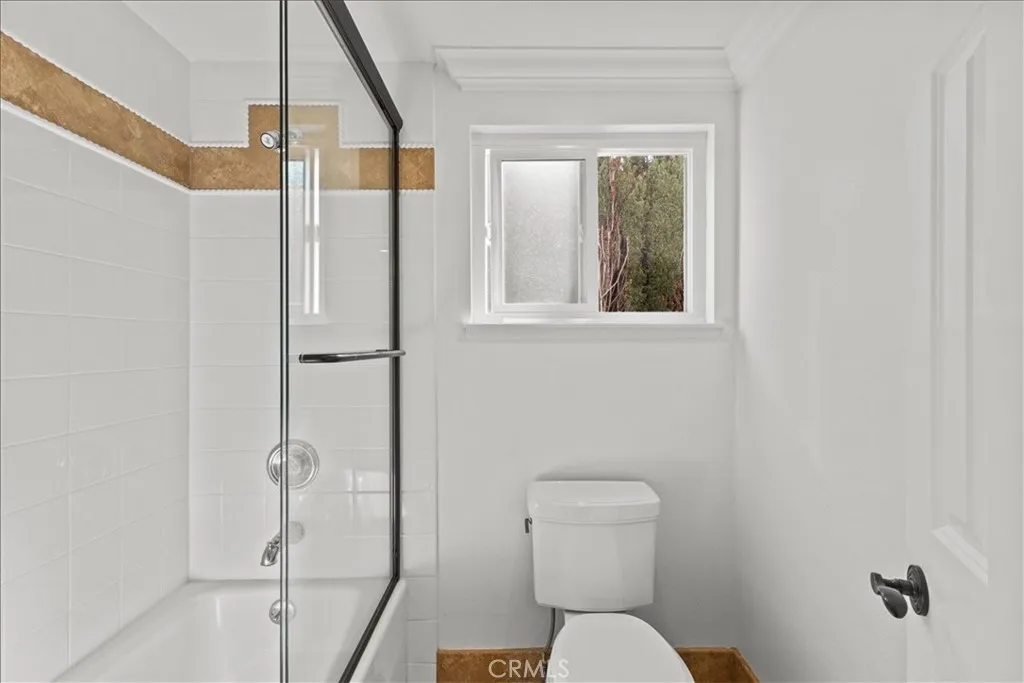 Irvine, California 92603, United States, 3 Bedrooms Bedrooms, ,3 BathroomsBathrooms,Residential,Active,250815