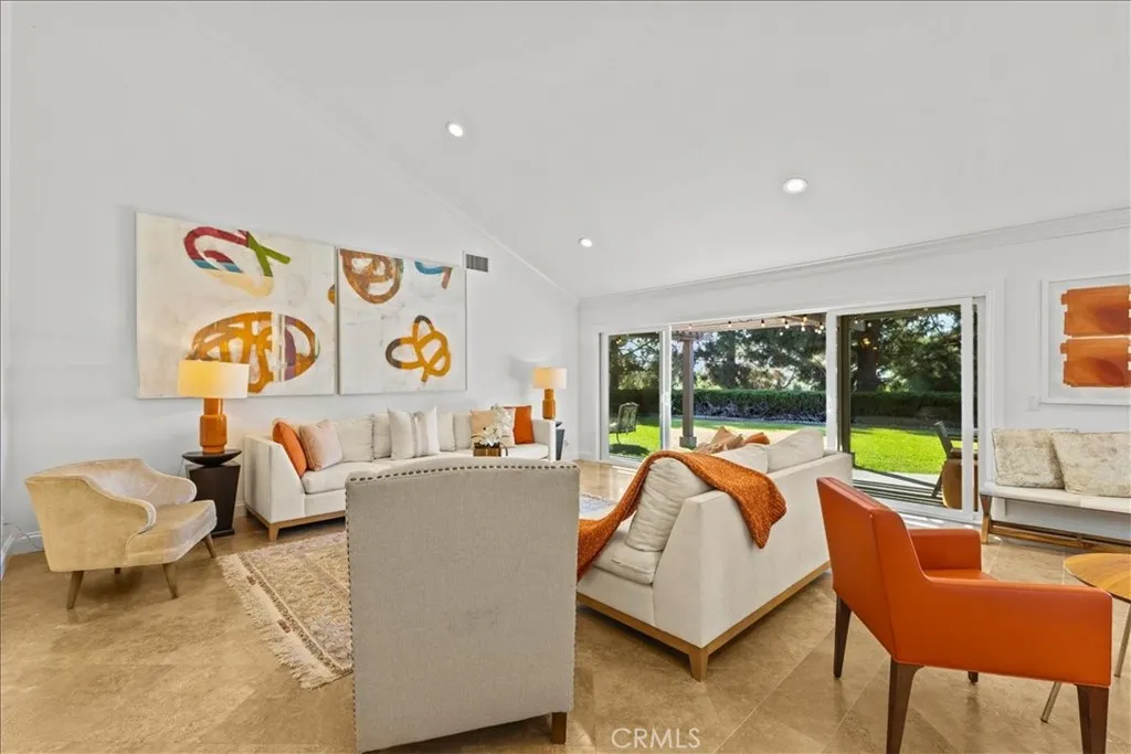 Irvine, California 92603, United States, 3 Bedrooms Bedrooms, ,3 BathroomsBathrooms,Residential,Active,250815