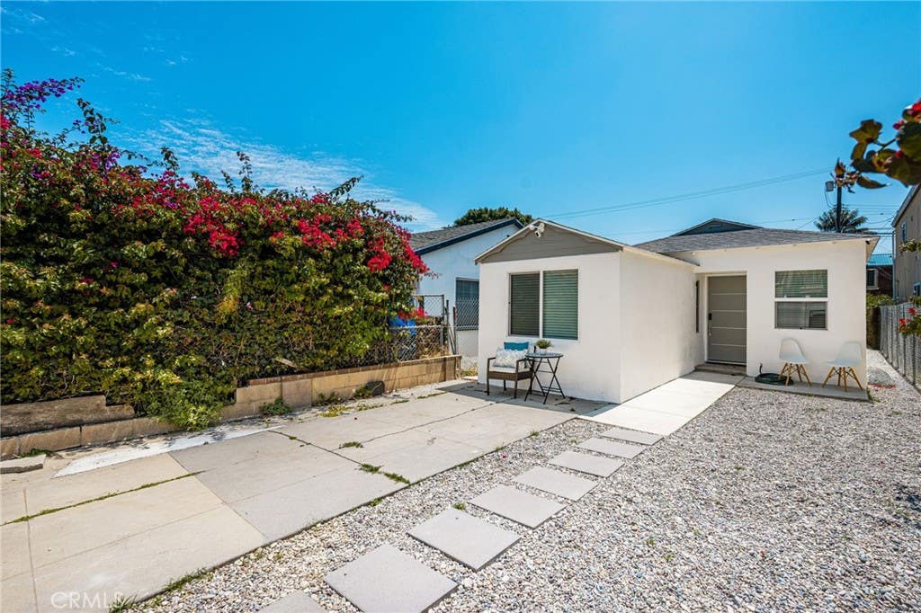 Photo of 5157 Inglewood Boulevard, Culver City, CA 90230 (MLS # OC26137527)