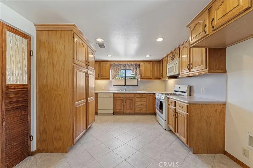 Buena Park, California 90620, United States, 4 Bedrooms Bedrooms, ,2 BathroomsBathrooms,Residential,Active,167118