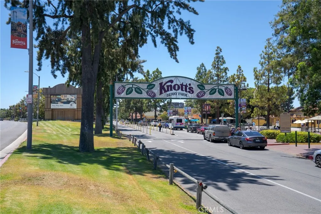 Buena Park, California 90620, United States, 4 Bedrooms Bedrooms, ,2 BathroomsBathrooms,Residential,Active,167118