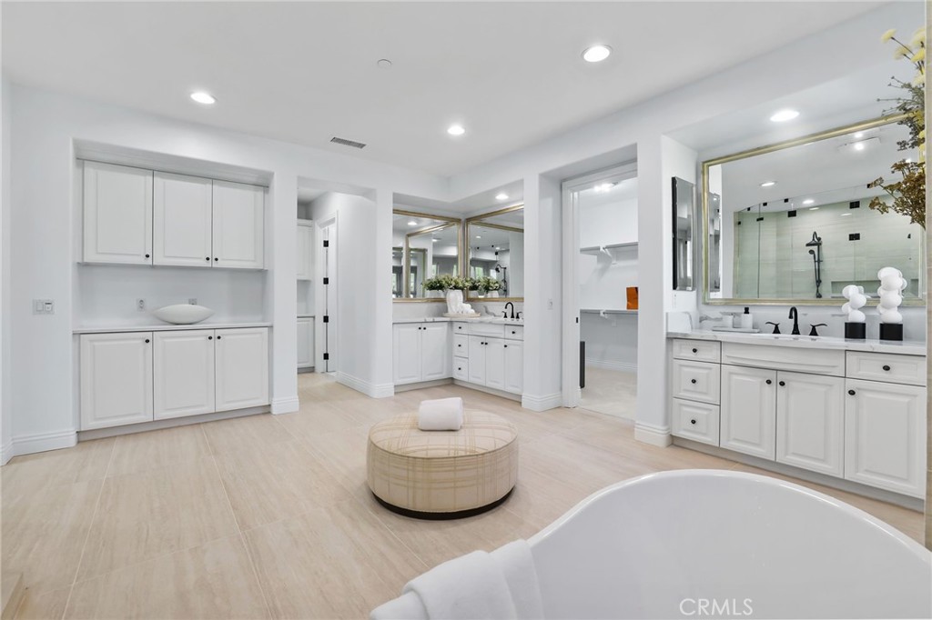 Costa Azul (PRCA) - Residential