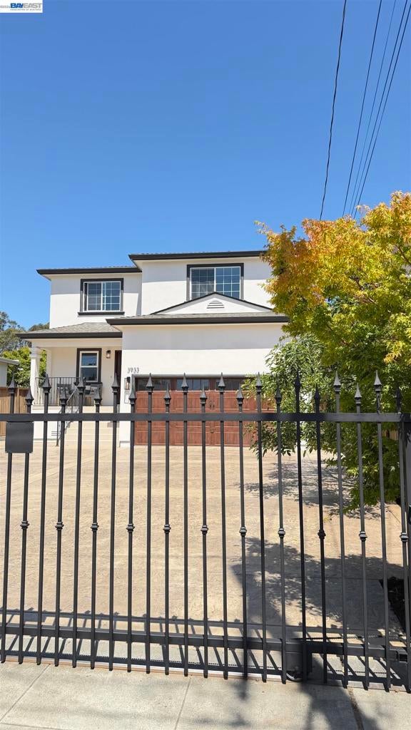 3933 Midvale Ave AVE, Oakland CA 94602
