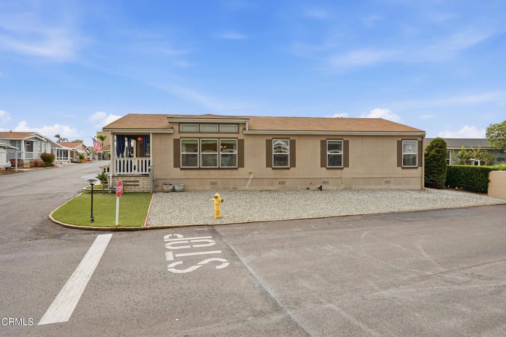 3530 Damien Avenue 111
