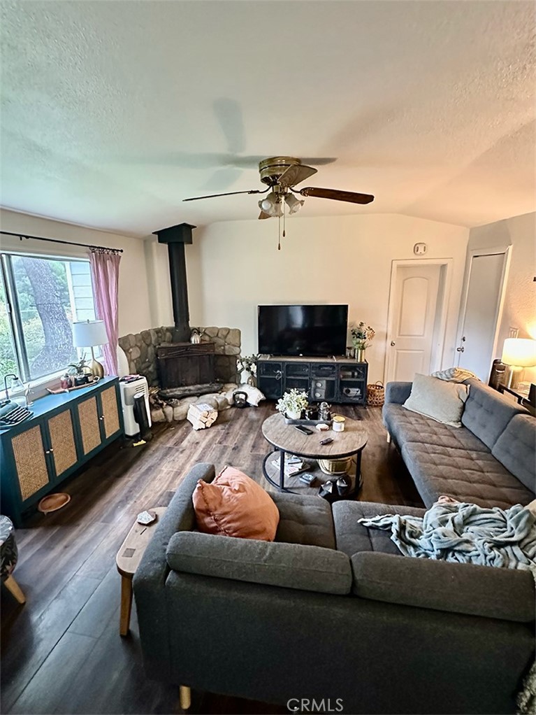 12211 Forest Trail