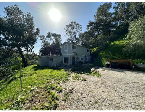Photo of 12211 Forest Trail Trl, Sylmar, CA 91342 (MLS # AR26023783)
