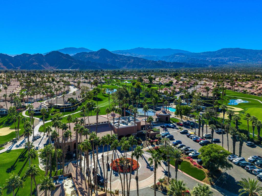 Oasis Country Club - Residential