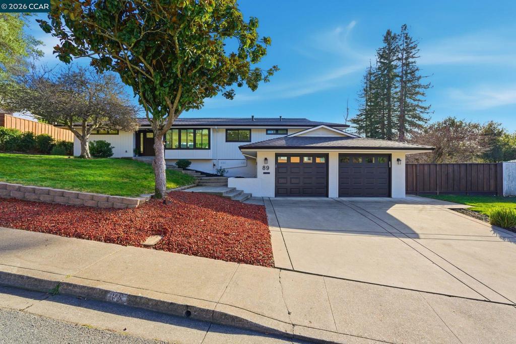 89 Greenfield Dr
