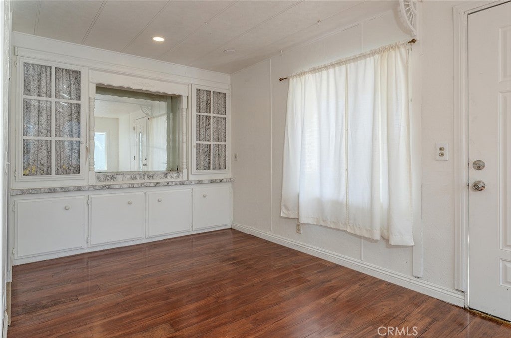 14272 Hoover 47