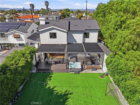 Photo of 1852 6th, Manhattan Beach, CA 90266 (MLS # SB26076349)