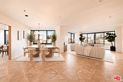 Photo of 10560 Wilshire Boulevard #404, Los Angeles, CA 90024 (MLS # 26103691)