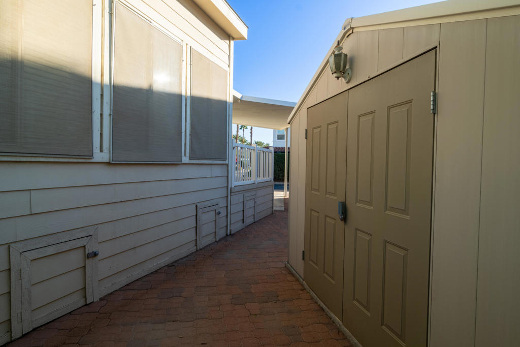 Desert Shadows Rv Re - Manufactured In Park