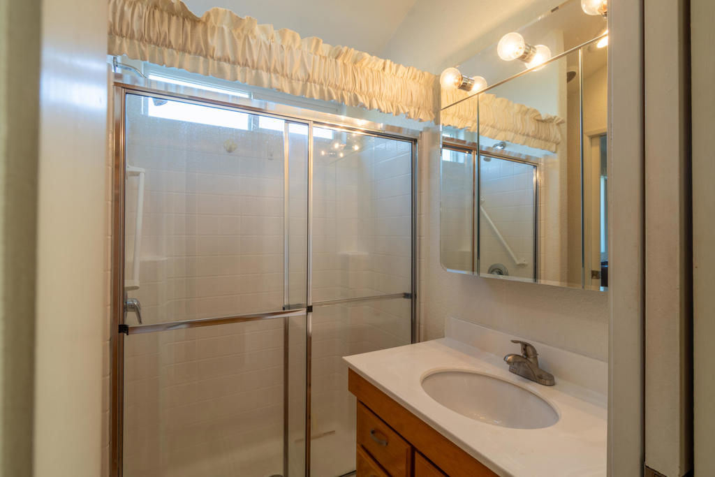 Desert Shadows Rv Re - Manufactured In Park