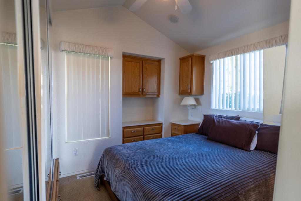 Desert Shadows Rv Re - Manufactured In Park