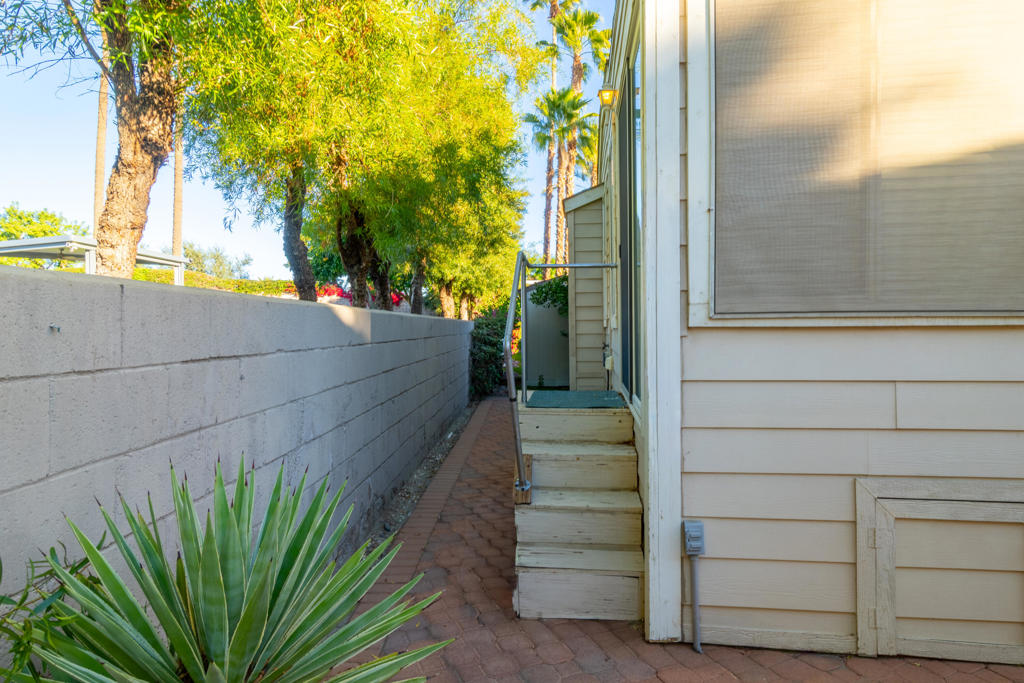 Desert Shadows Rv Re - Manufactured In Park
