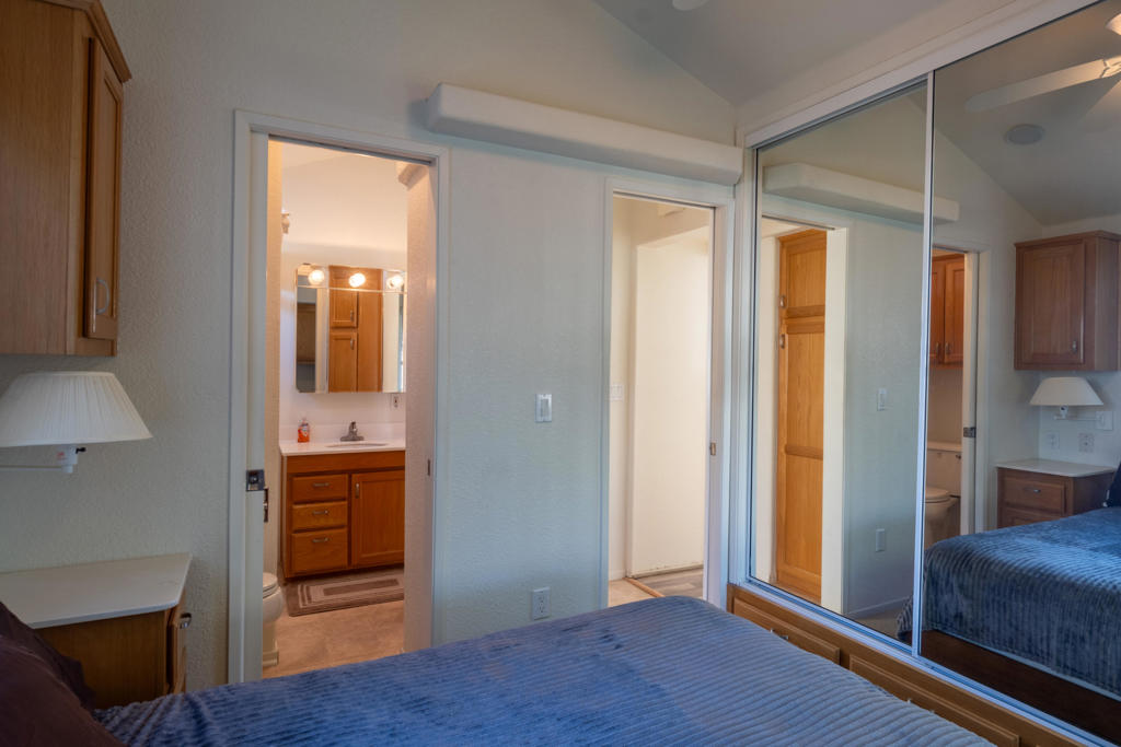 Desert Shadows Rv Re - Manufactured In Park