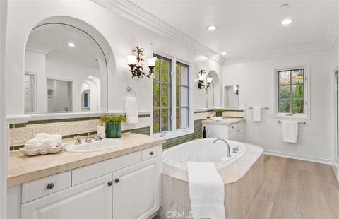 Tiny photo for 5 Secret View Vw, Newport Coast, CA 92657 (MLS # OC25249360)