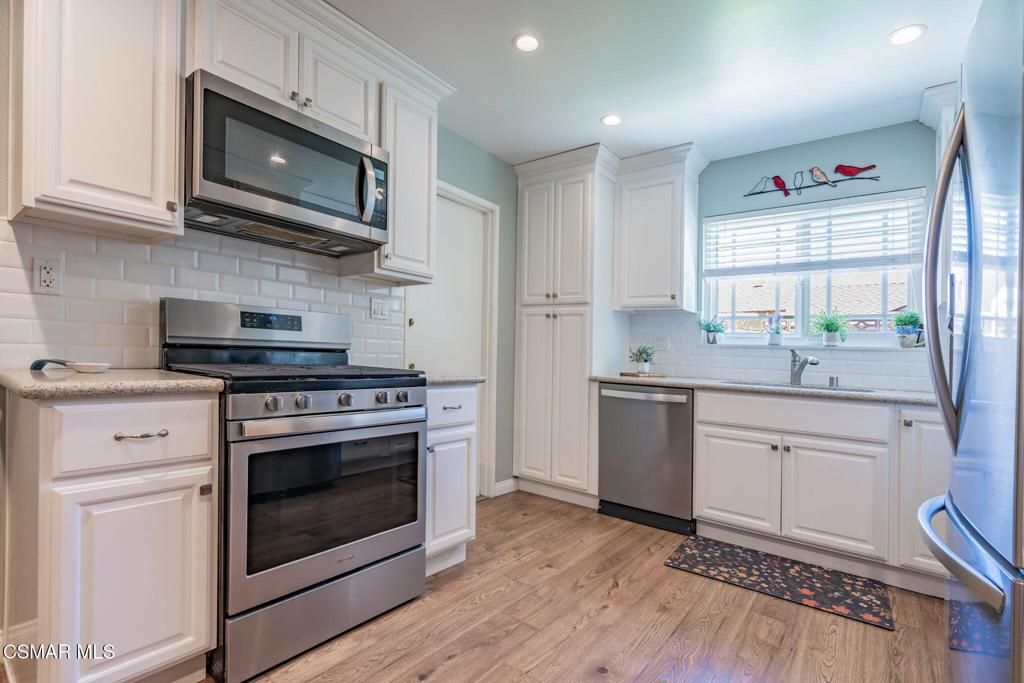 Photo of 2206 Rosemary Street, Simi Valley, CA 93065 (MLS # 226001319)