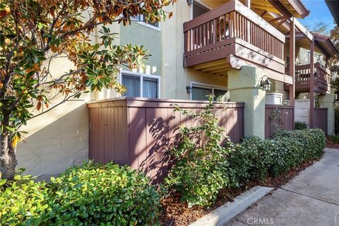Photo of 2881 Huntington Boulevard #137, Fresno, CA 93721 (MLS # FR25193631) Photo of 2881 Huntington Boulevard #137, Fresno, CA 93721 (MLS # FR25193631)