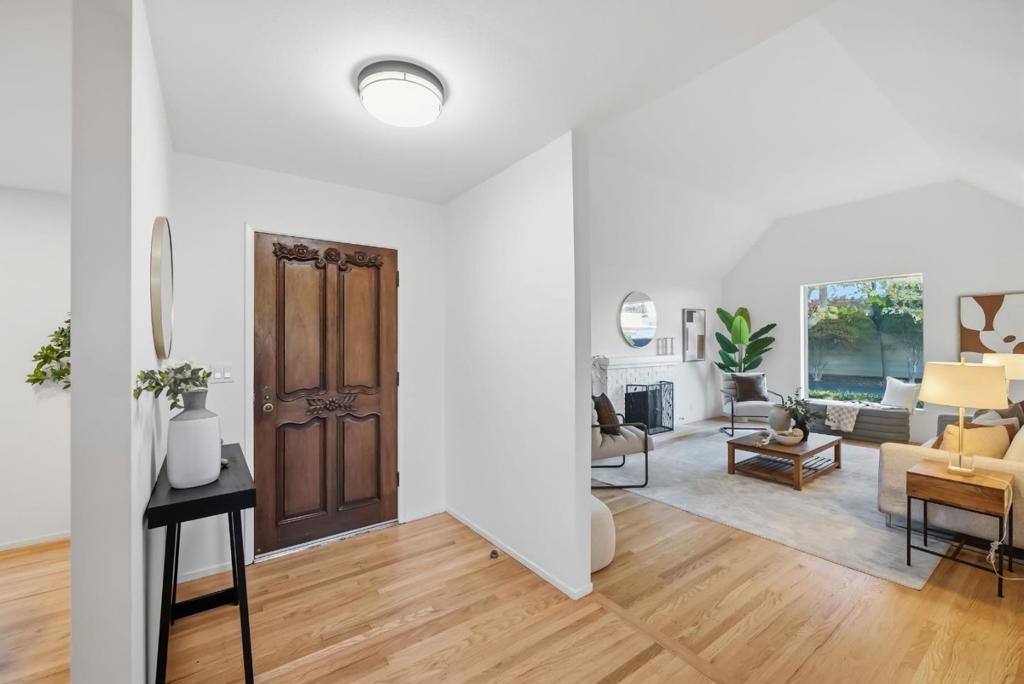 1101 Doyle Place