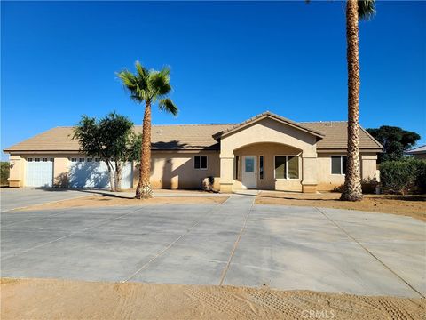 Photo of 13115 El Rio RD, Victorville, CA 92392 (MLS # CV26107168)