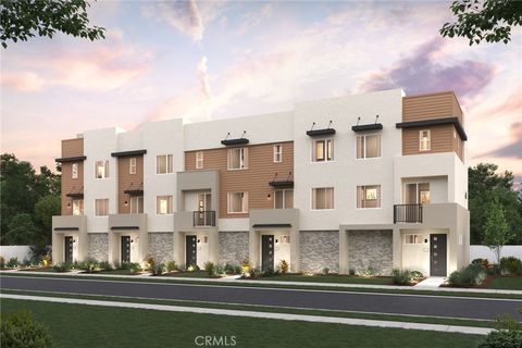 Photo of 3131 Santa Anita Avenue #E, El Monte, CA 91733 (MLS # CV26088175)