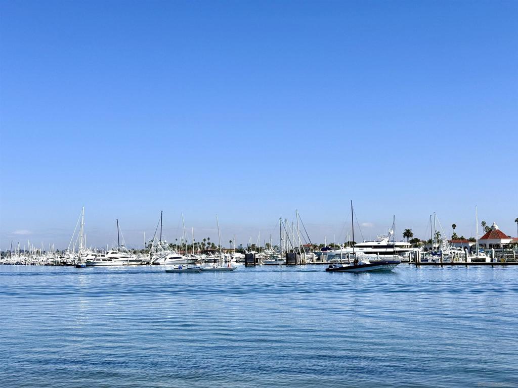 370 Rosecrans St 302