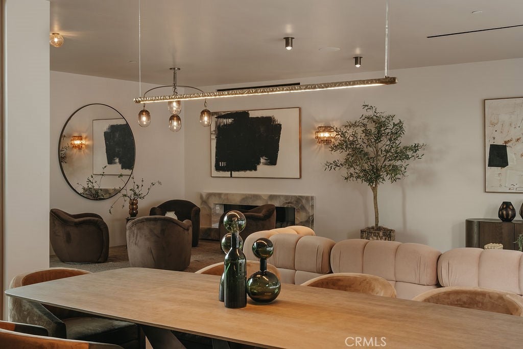 Photo of 3253 Inglewood BLVD, Los Angeles, CA 90066 (MLS # PW26227593)