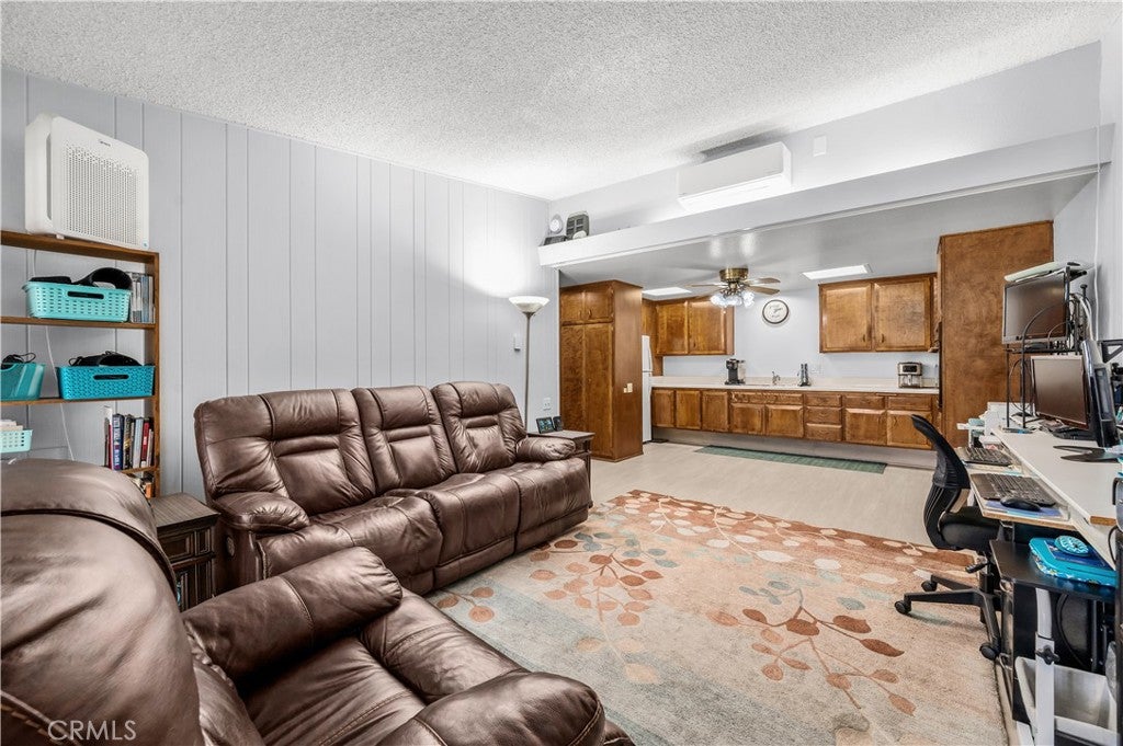 1260 Oakmont Road 53i