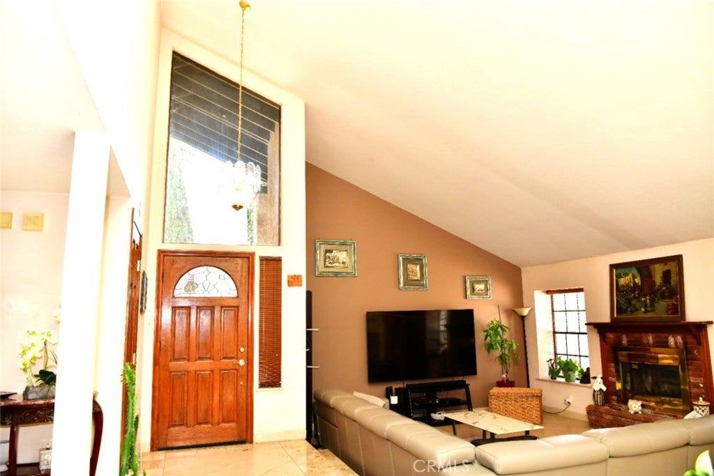 722 Sir George Court
