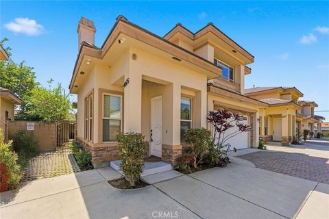 Photo of 4825 Arden Dr, Temple City, CA 91780 (MLS # CV26099103)