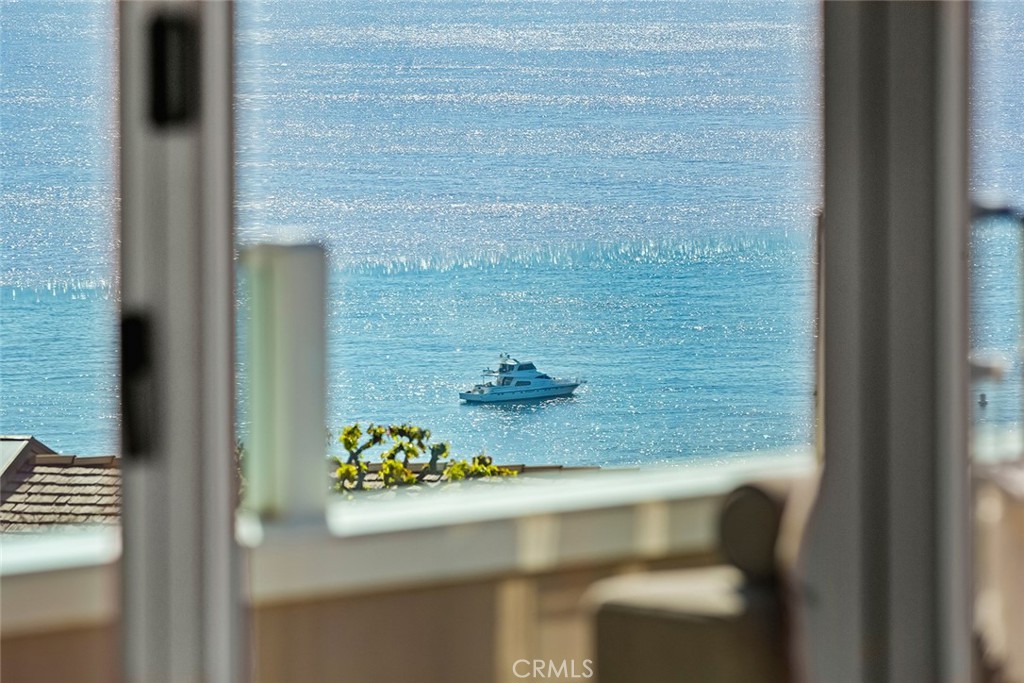 1010 Emerald Bay