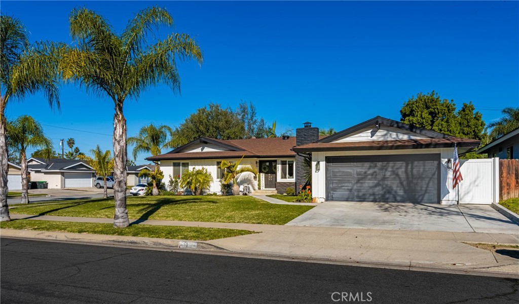 1021 E Del Mar Avenue