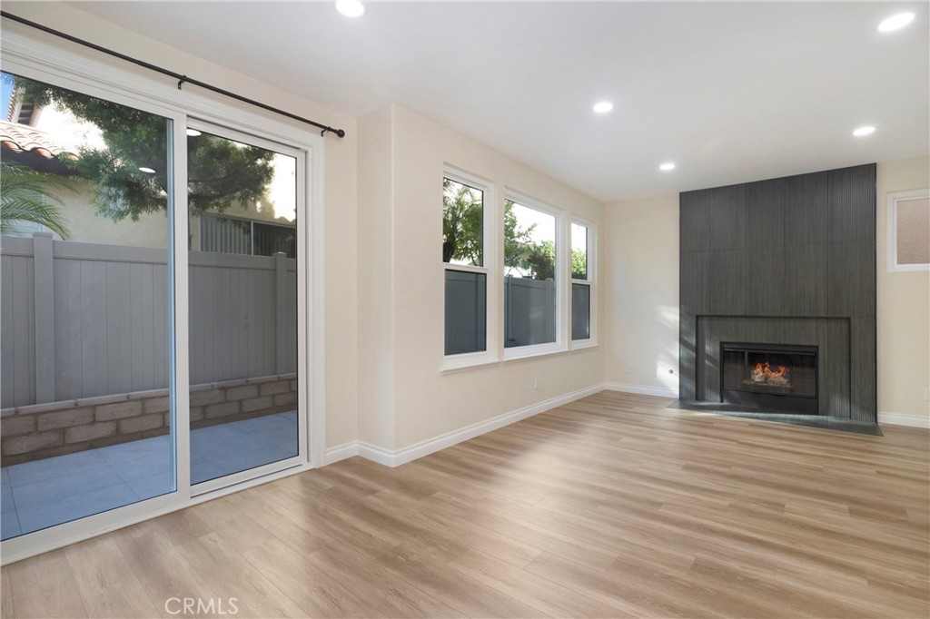 Colony (COLN) - Residential Lease