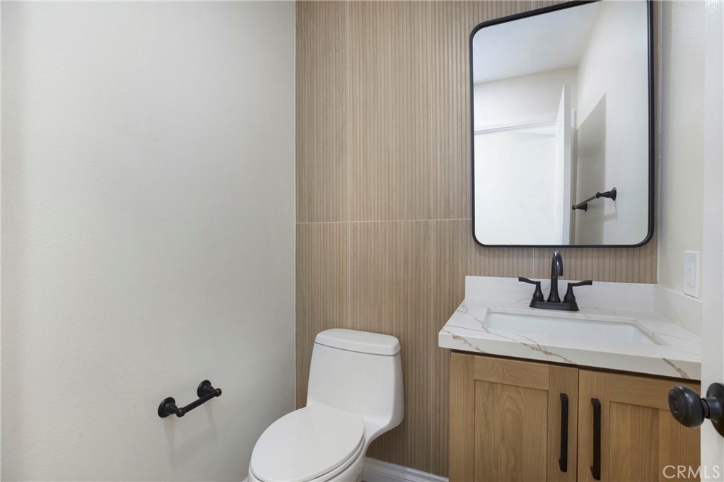 Colony (COLN) - Residential Lease