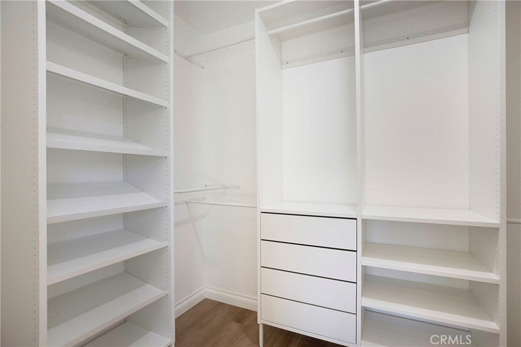 Colony (COLN) - Residential Lease