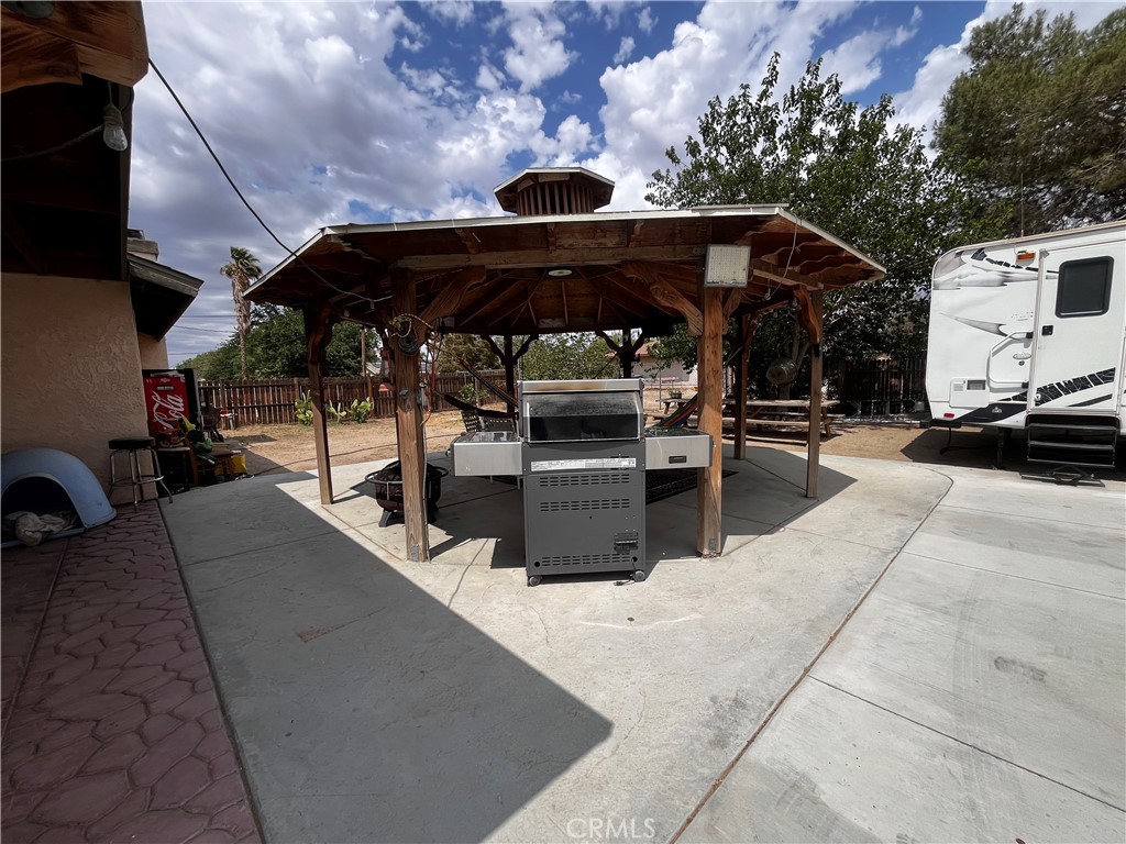 10306 E Avenue R10