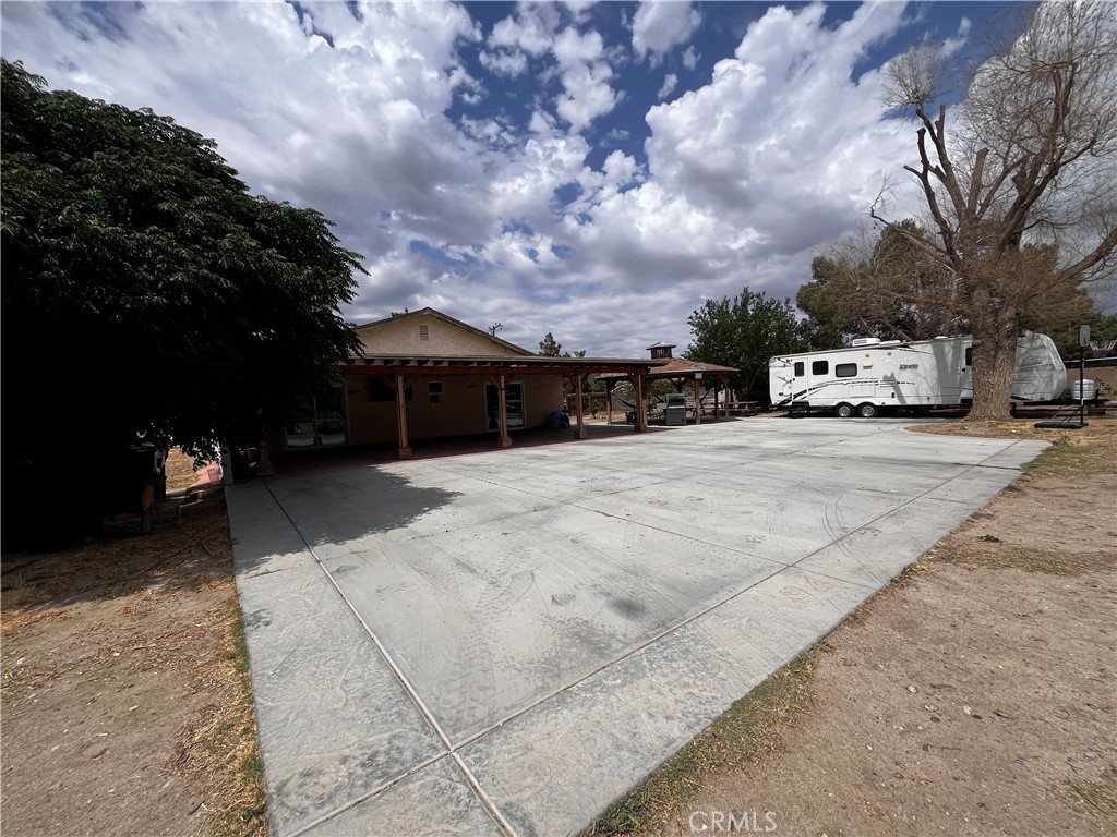 10306 E Avenue R10