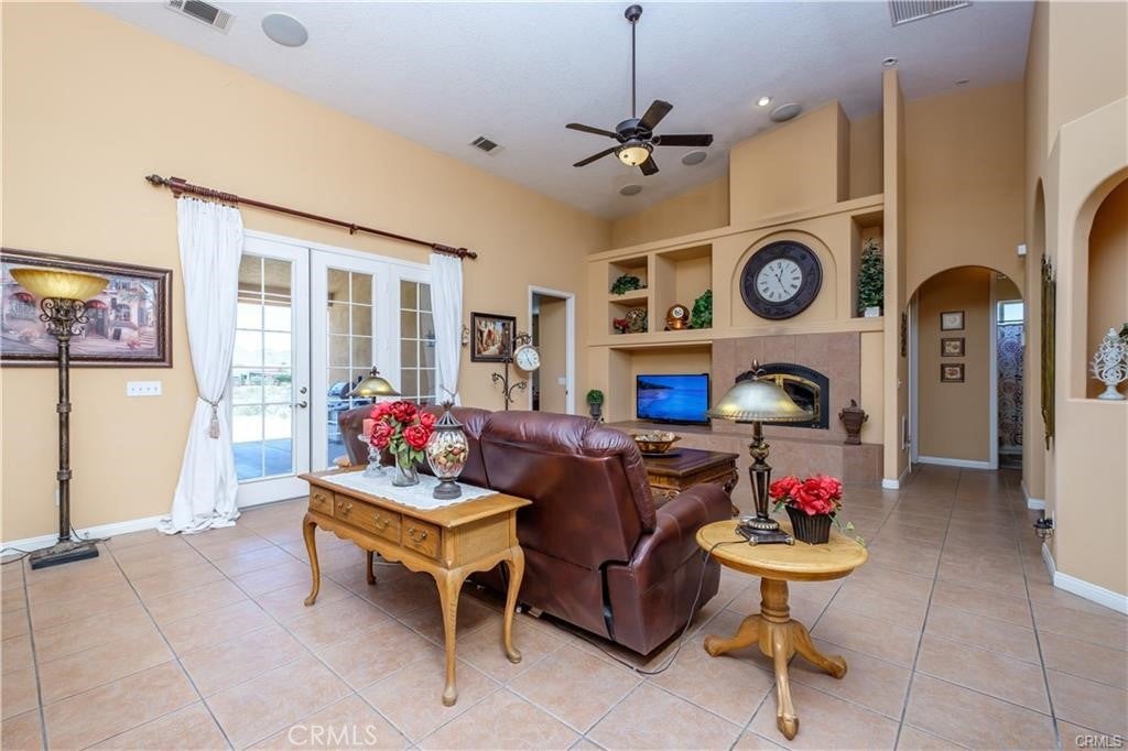 18572 Olalee Lane