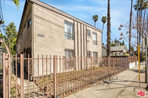 Photo of 5665 Franklin Avenue, Los Angeles, CA 90028 (MLS # 26665685)