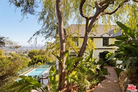 Photo of 4818 Bonvue Avenue, Los Angeles, CA 90027 (MLS # 26843265)