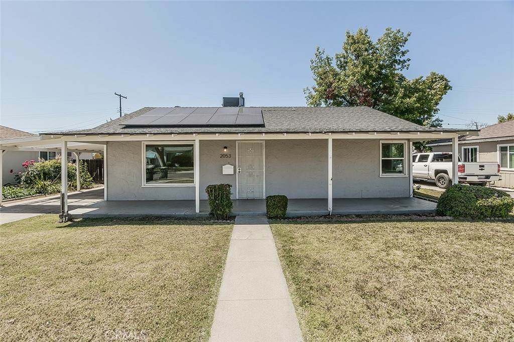 2053 Mayfair Drive E