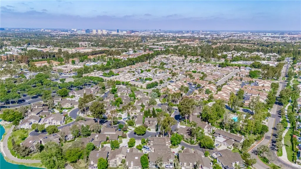 Irvine, California 92604, United States, 3 Bedrooms Bedrooms, ,3 BathroomsBathrooms,Residential,Active,170642