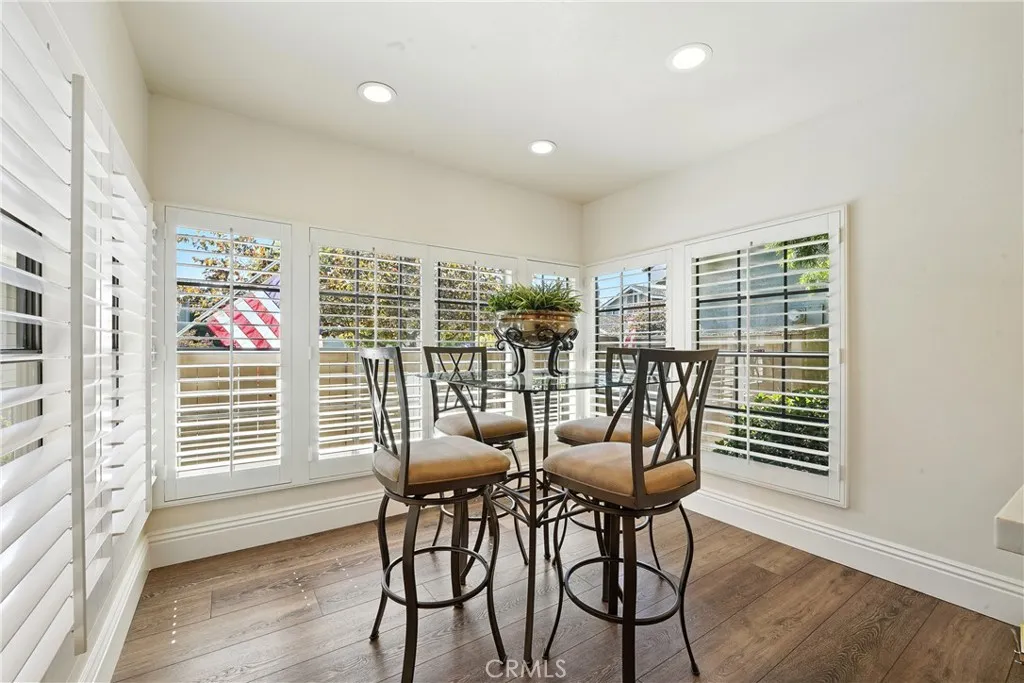 Irvine, California 92604, United States, 3 Bedrooms Bedrooms, ,3 BathroomsBathrooms,Residential,Active,170642