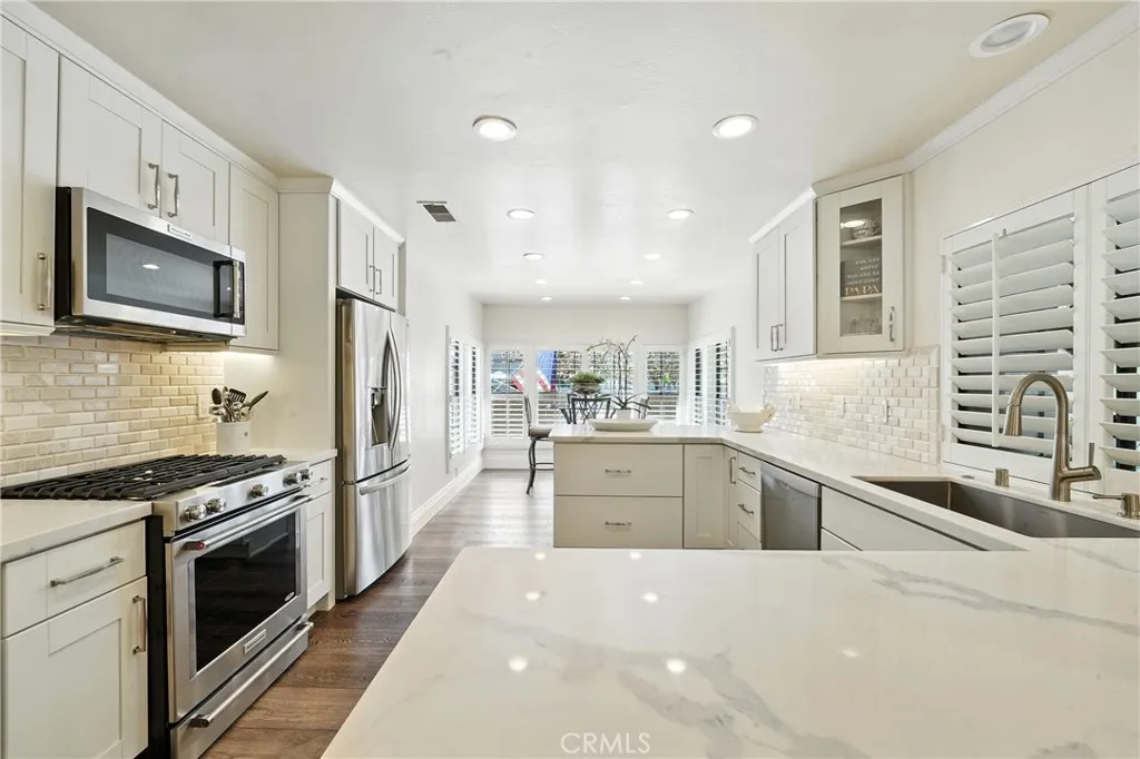 Irvine, California 92604, United States, 3 Bedrooms Bedrooms, ,3 BathroomsBathrooms,Residential,Active,170642