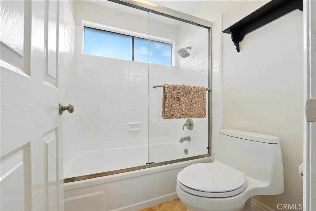 Irvine, California 92604, United States, 3 Bedrooms Bedrooms, ,3 BathroomsBathrooms,Residential,Active,170642