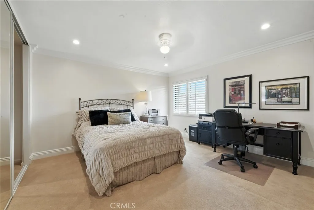 Irvine, California 92604, United States, 3 Bedrooms Bedrooms, ,3 BathroomsBathrooms,Residential,Active,170642